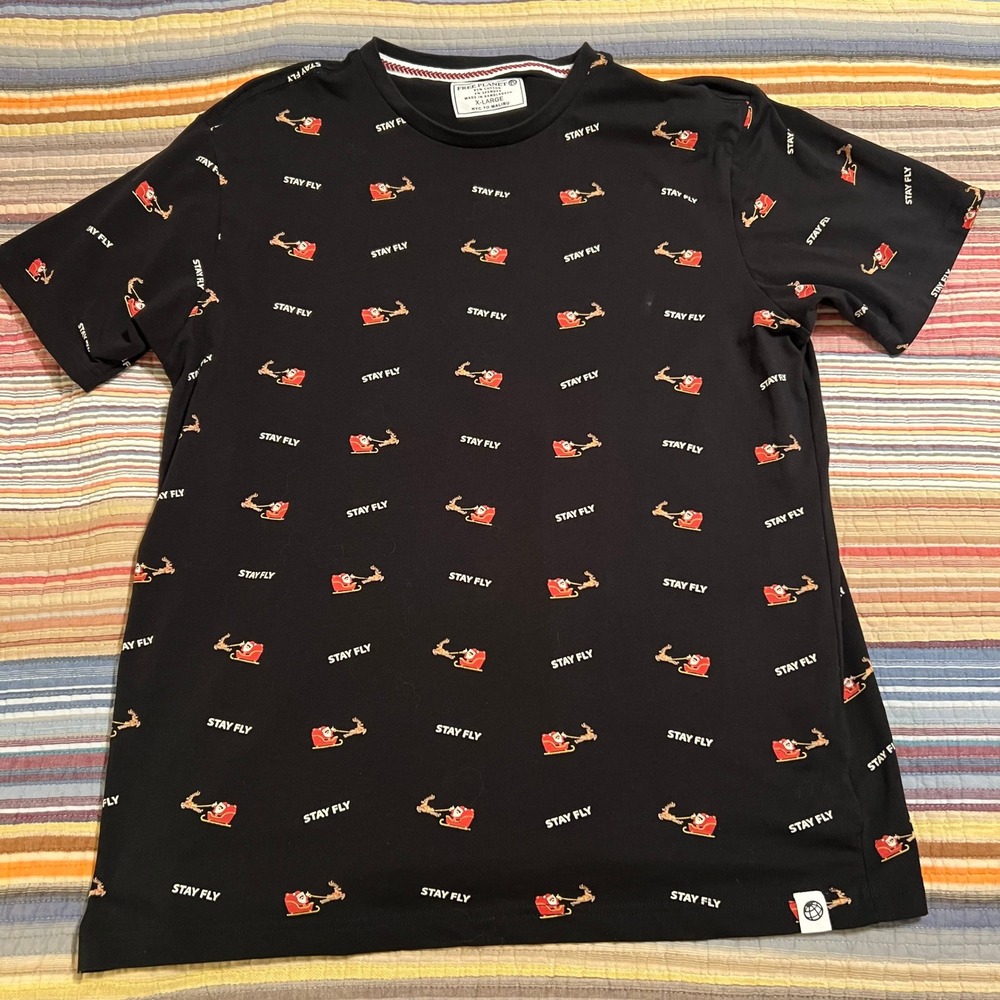 Free Planet Mens XL ‎ Black All Over Print Santa Sleigh Stay Fly Graphic T Shirt